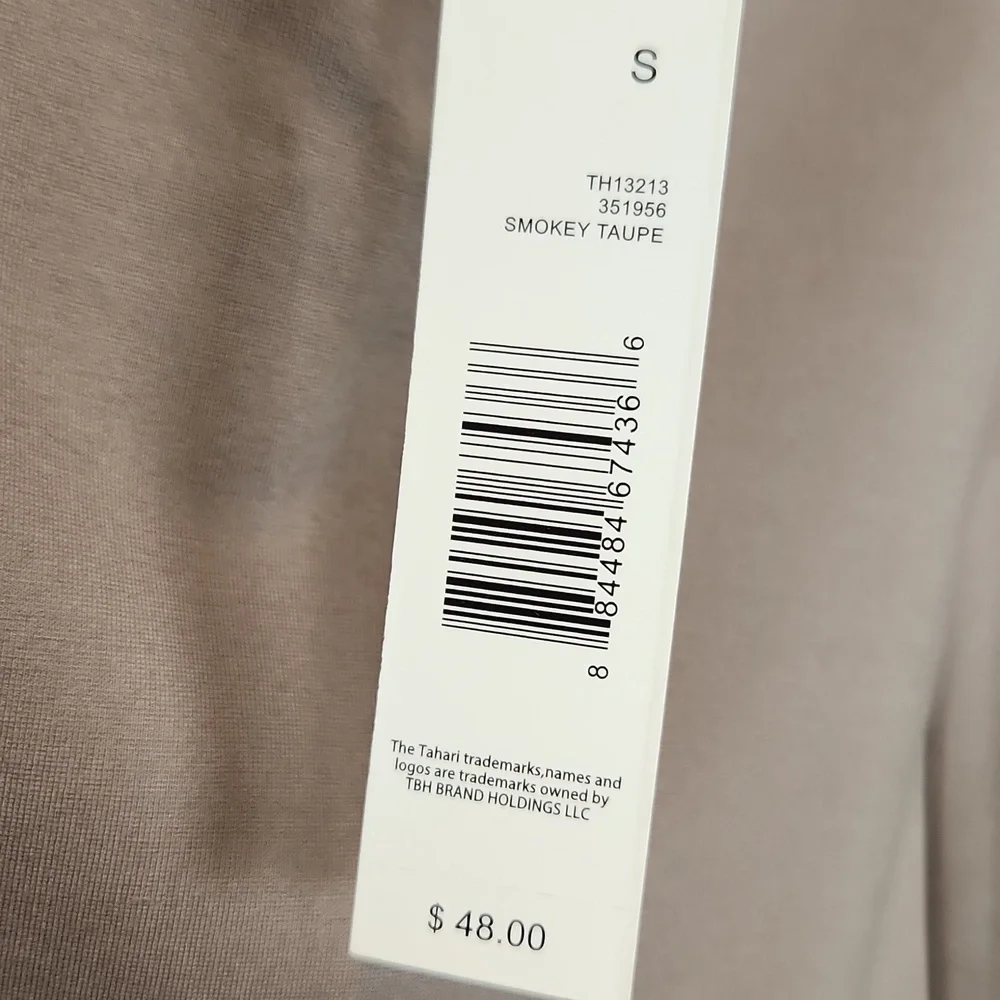 NWT Tahari Pencil Skirt‎ In Smokey Taupe Size Small
